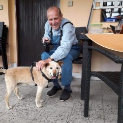 Myšák s novým páníčkem